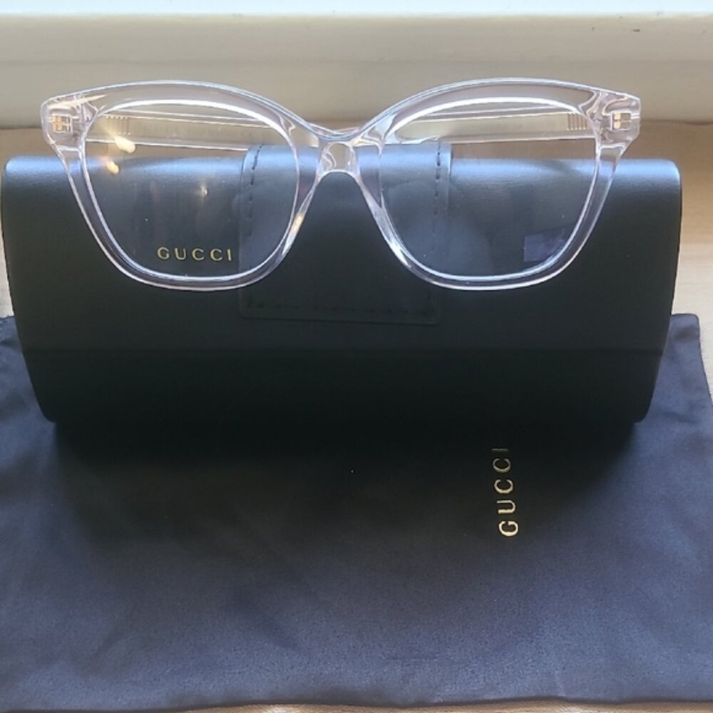 NEW & AUTHENTIC FRAMES GUCCI MODEL GG05660N, 52-18-140 , PINK-TRANSPARENT.